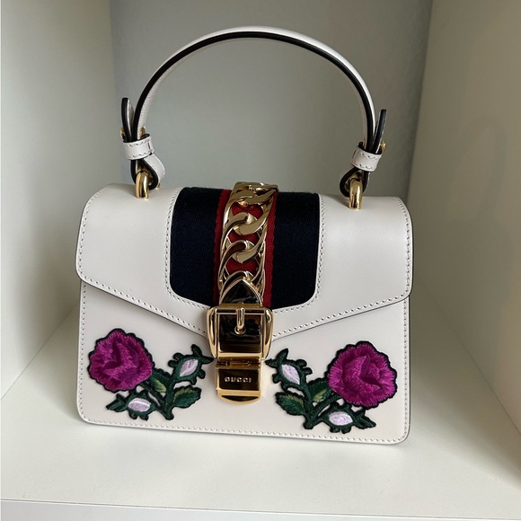 Gucci Handbags - Gucci bag Silvie